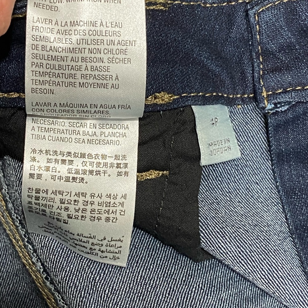 Style & Co‎ NWT Curvy Cuffed Capri ~4 Petite~ Dark Blue Wash Denim~ - Picture 10 of 16